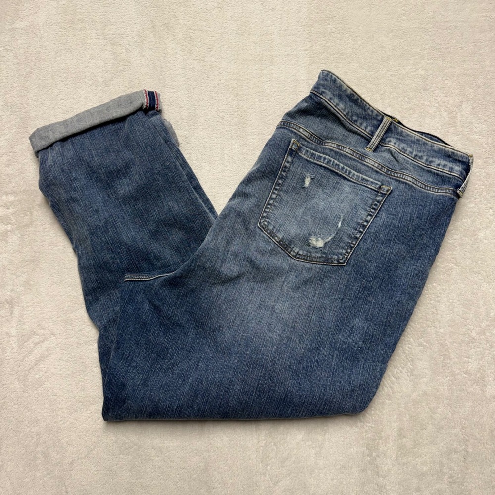 Torrid Boyfriend Straight Distressed Jeans 24XT Vintage Stretch Medium Wash Tall